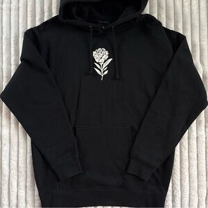 Elevation Worship Graves Into Gardens Hoodie Large Black Sweatshirt Pullover